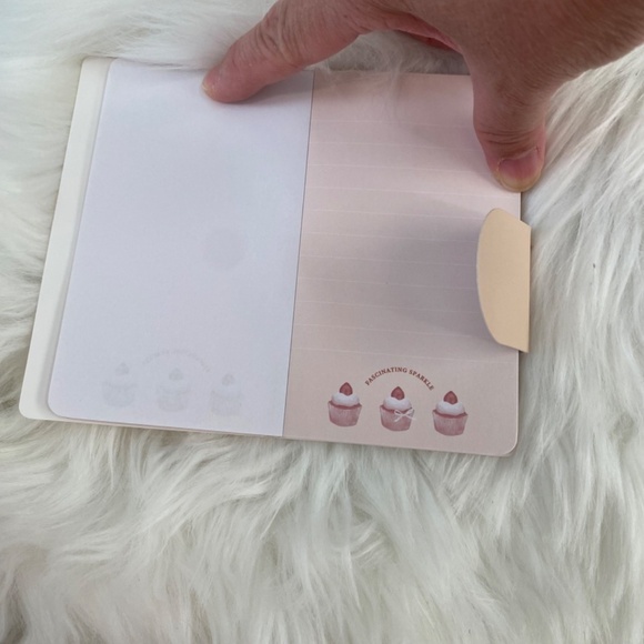 Cute Book Type Memo Pad with Magnetic Snap. Strawberry Cupcake. Peach Multi. - Picture 4 of 6